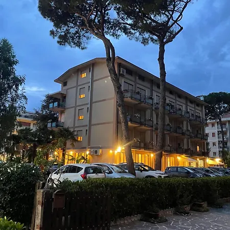 Aurora 3*