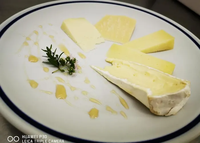 Aurora فندق ايراكليا ماري