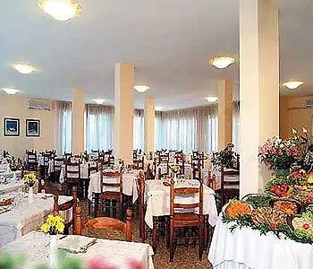 Отель Aurora