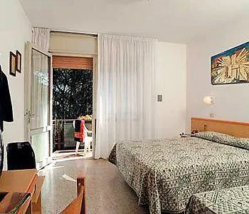 Aurora Hotel