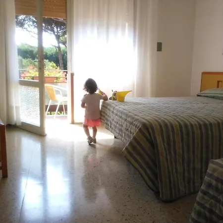 Aurora Hotel 3*